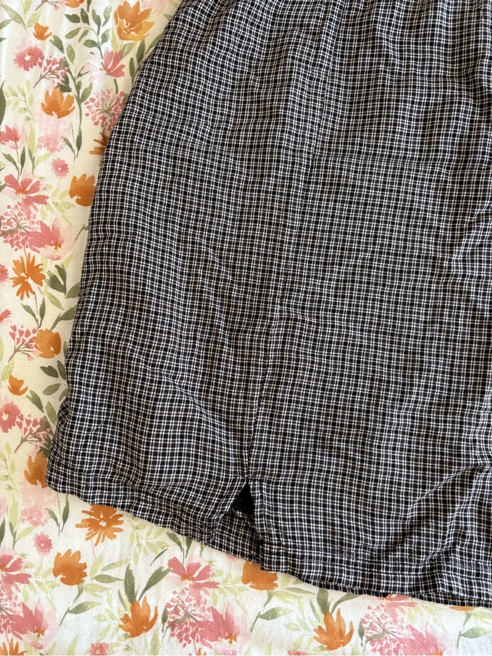 American Eagle NWT Black and White Plaid Skirt Size M - Picture 4 of 7
